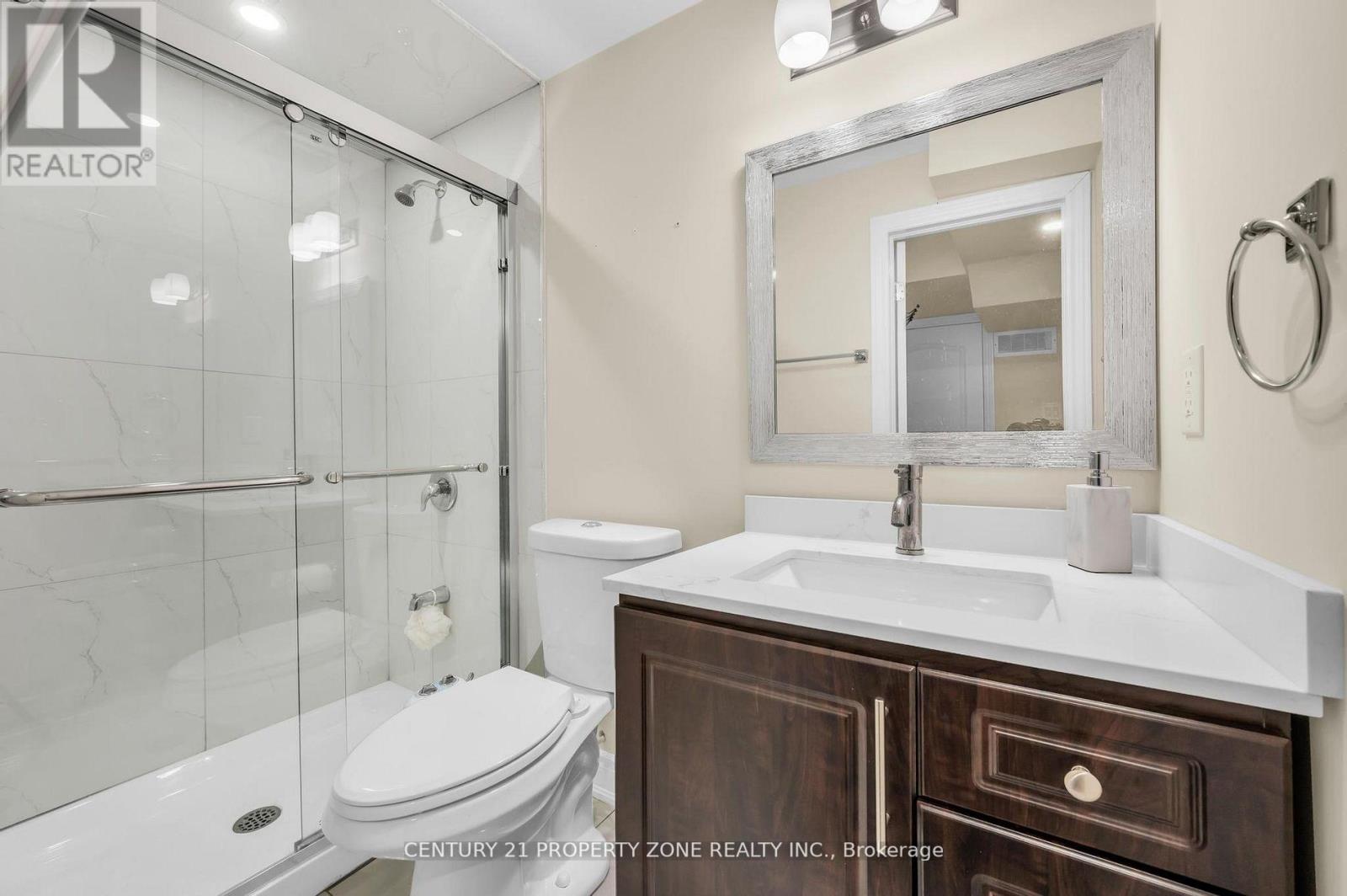 82 Brisdale Drive, Brampton, Ontario  L7A 2G8 - Photo 37 - W12029225