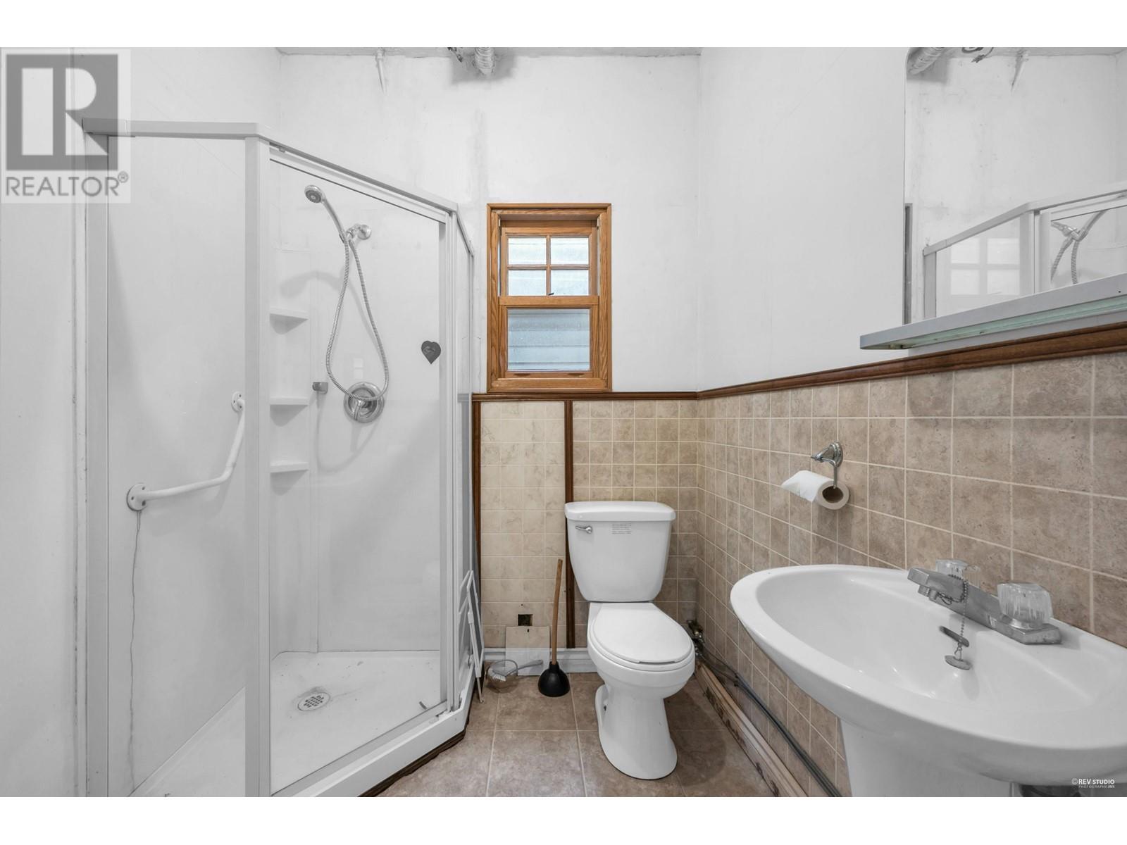 Listing Picture 21 of 26 : 1117 E PENDER STREET, Vancouver / 溫哥華 - 魯藝地產 Yvonne Lu Group - MLS Medallion Club Member