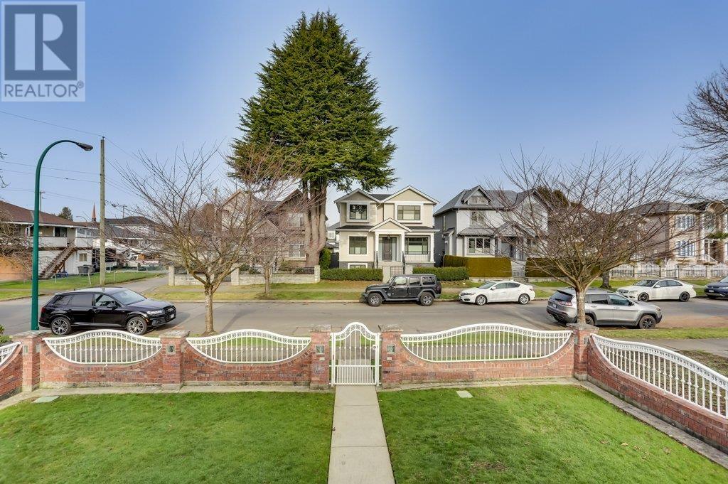 3136 E 53rd Avenue, Vancouver, British Columbia  V5S 1W5 - Photo 2 - R2979733