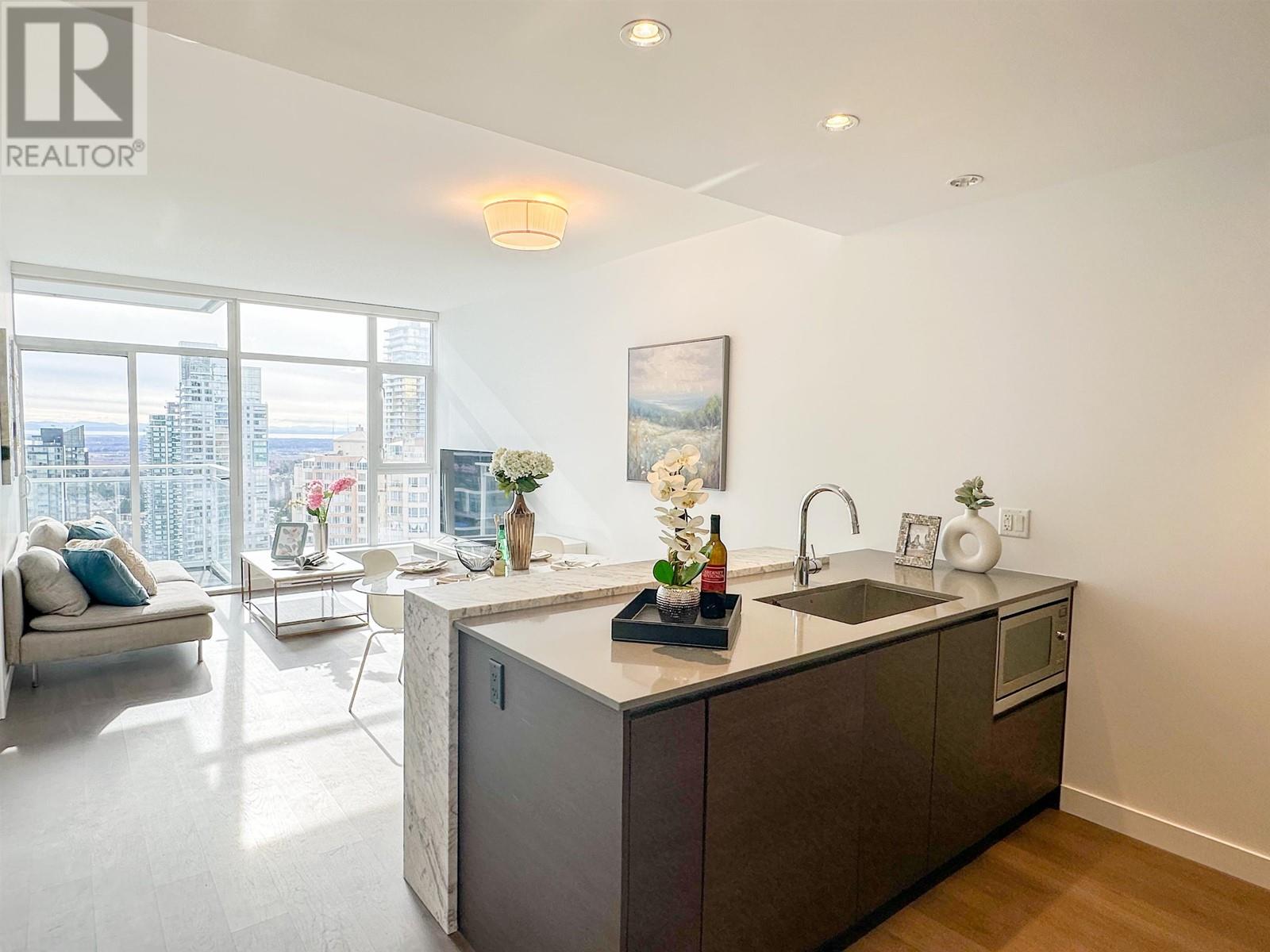 3205 4670 Assembly Way, Burnaby, British Columbia  V5H 0H3 - Photo 9 - R2979626