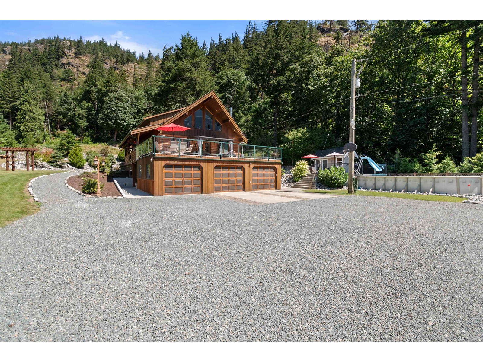 20719 Landstrom Road, Hope, Hope, British Columbia  V0X 1L3 - Photo 36 - R2979820
