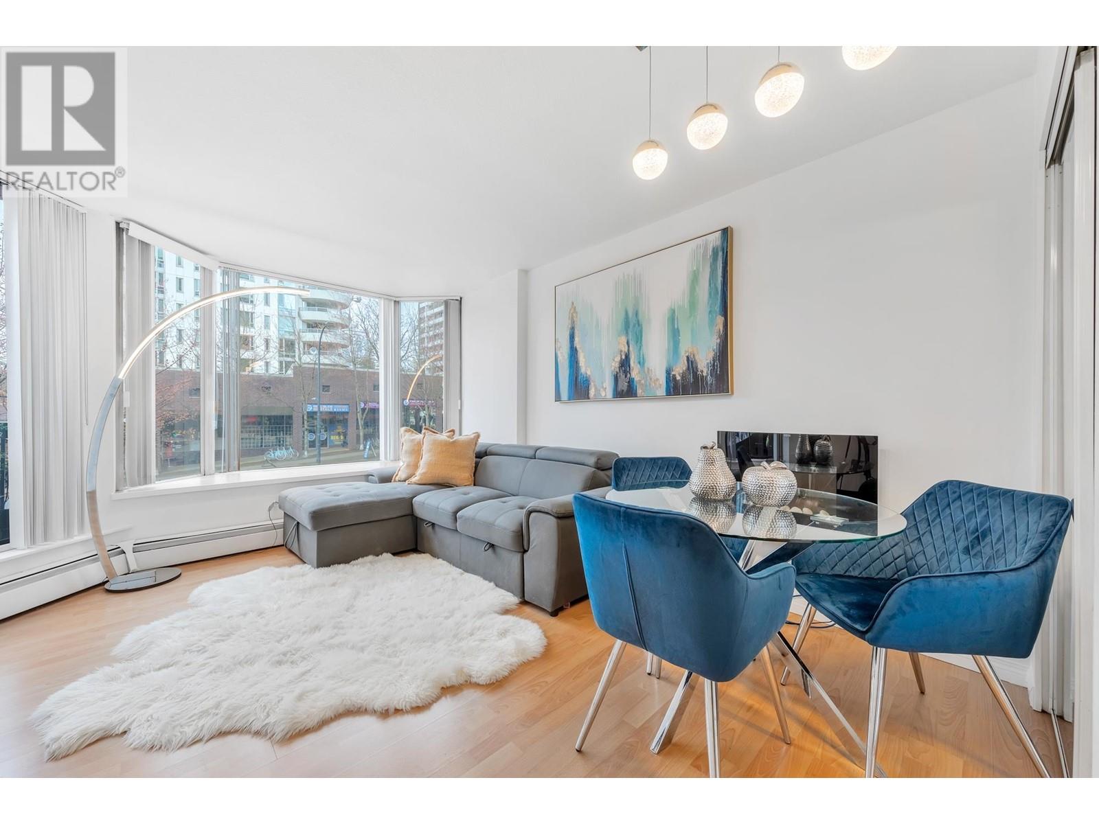 209 1330 Burrard Street, Vancouver, British Columbia  V6Z 2B8 - Photo 1 - R2979788