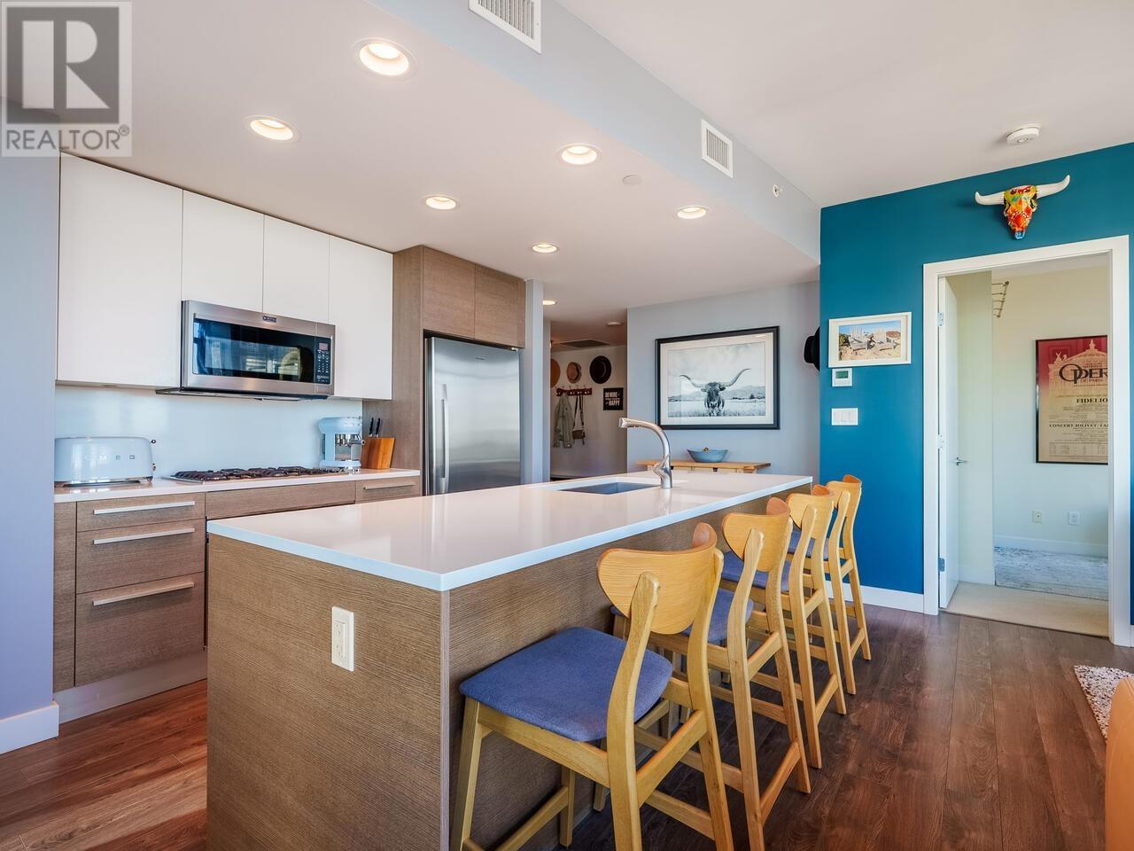 802 2008 Rosser Avenue, Burnaby, British Columbia  V5C 0H8 - Photo 13 - R2979853