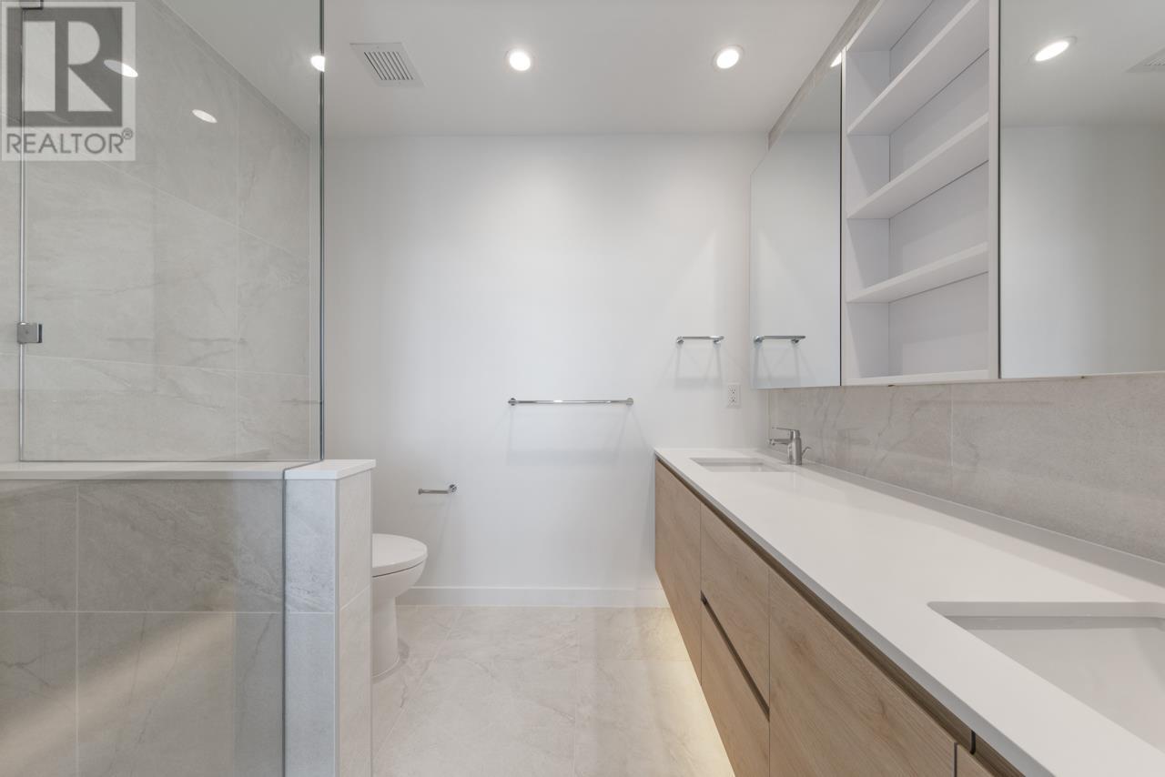 3702 660 Quayside Drive, New Westminster, British Columbia  V3M 0P1 - Photo 11 - R2979857