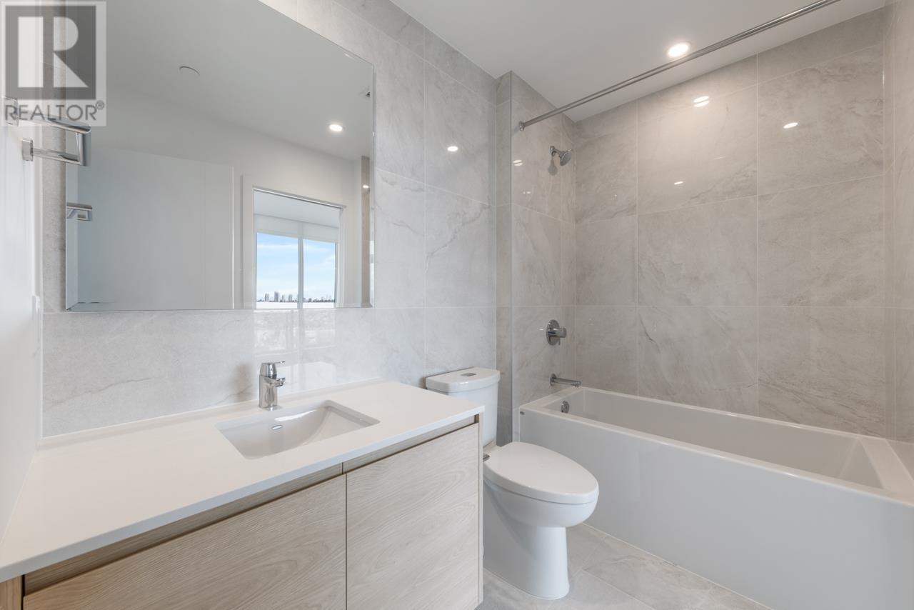 3702 660 Quayside Drive, New Westminster, British Columbia  V3M 0P1 - Photo 15 - R2979857