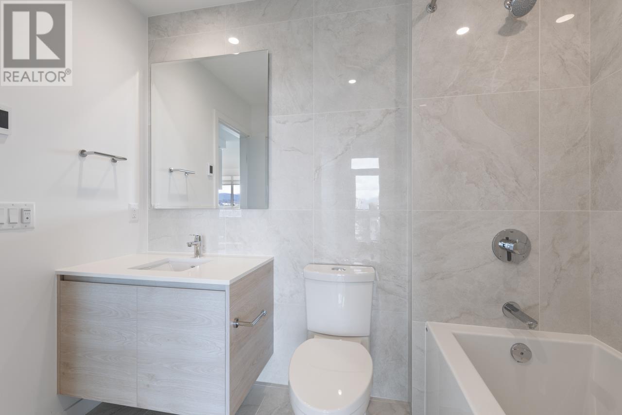 3702 660 Quayside Drive, New Westminster, British Columbia  V3M 0P1 - Photo 16 - R2979857