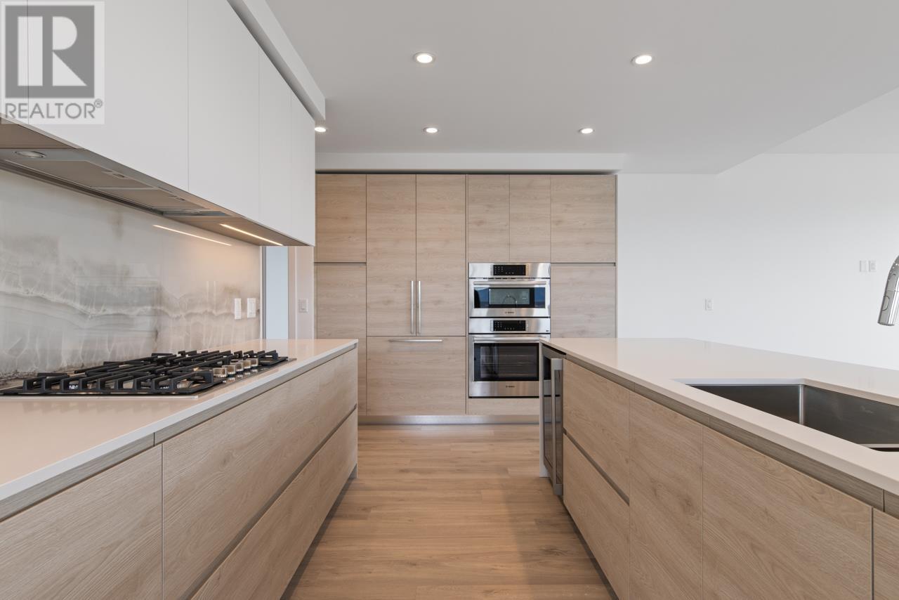3702 660 Quayside Drive, New Westminster, British Columbia  V3M 0P1 - Photo 4 - R2979857