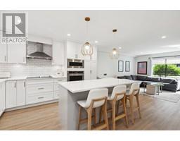 107 1877 W 5TH AVENUE, Vancouver, British Columbia
