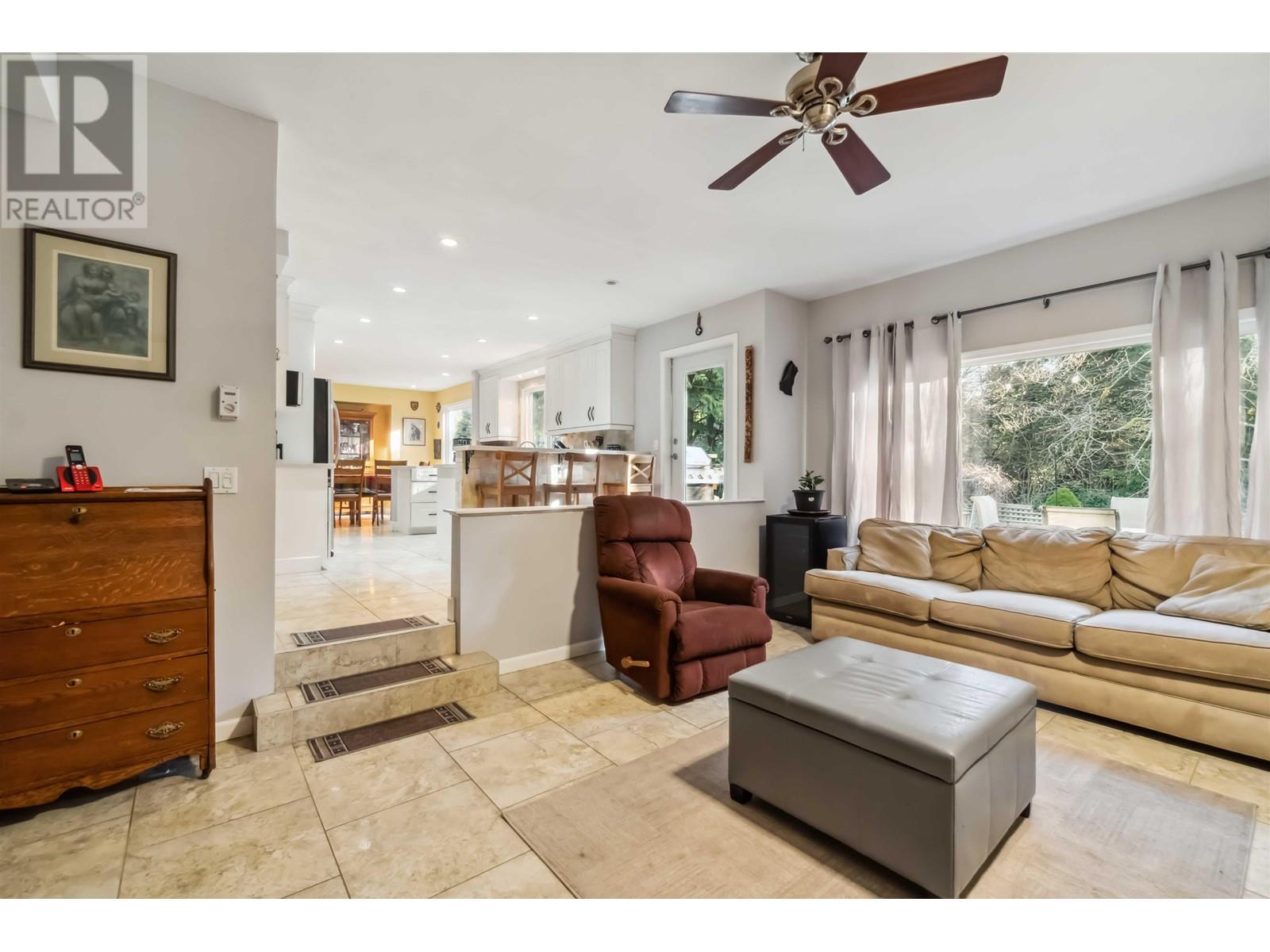 4030 Wedgewood Street, Port Coquitlam, British Columbia  V3B 6R5 - Photo 10 - R2979816