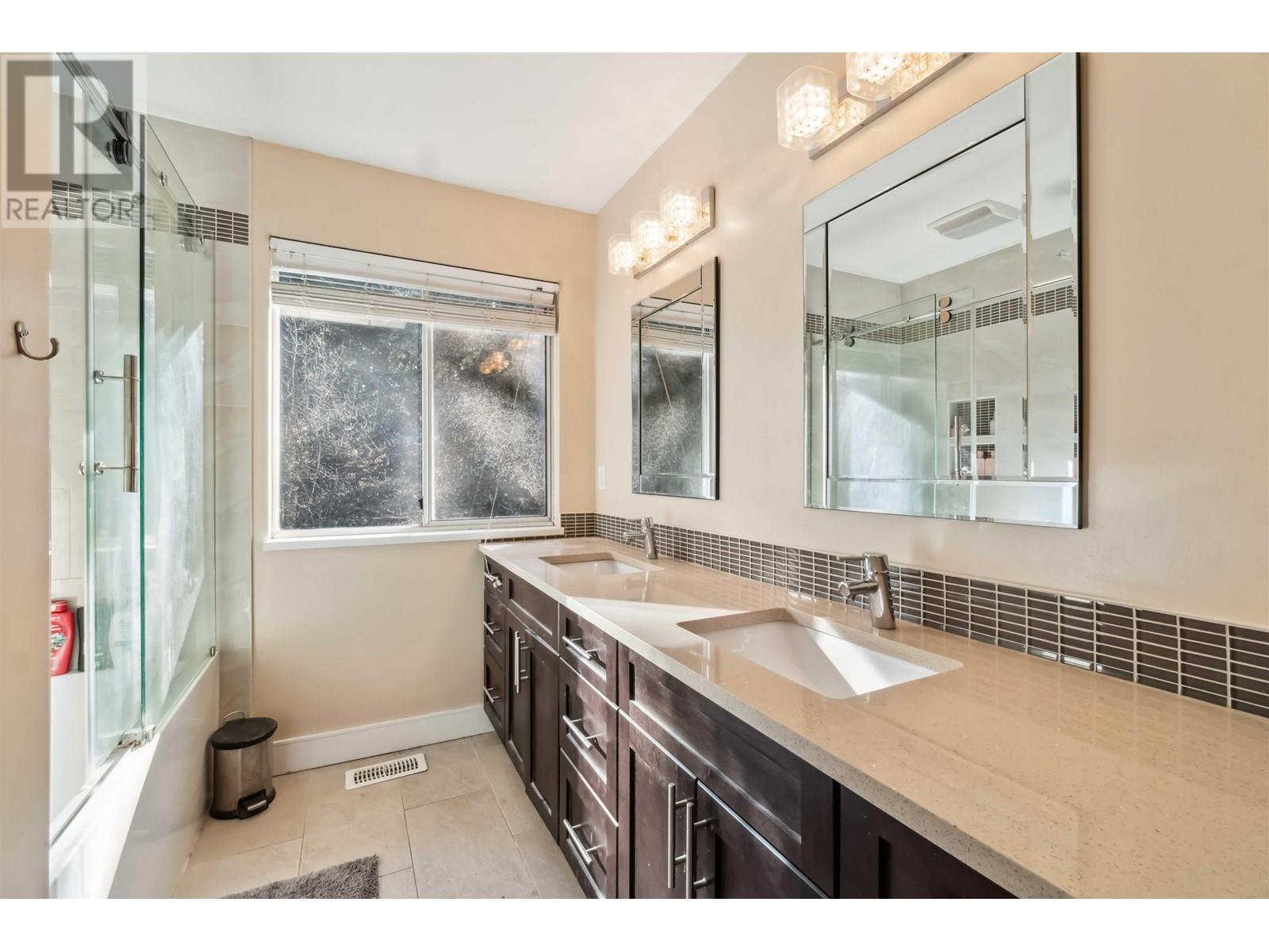 4030 Wedgewood Street, Port Coquitlam, British Columbia  V3B 6R5 - Photo 18 - R2979816