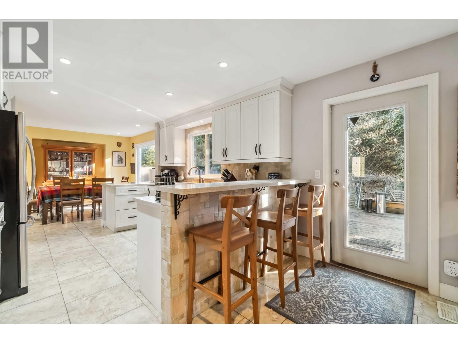 4030 Wedgewood Street, Port Coquitlam, British Columbia  V3B 6R5 - Photo 9 - R2979816