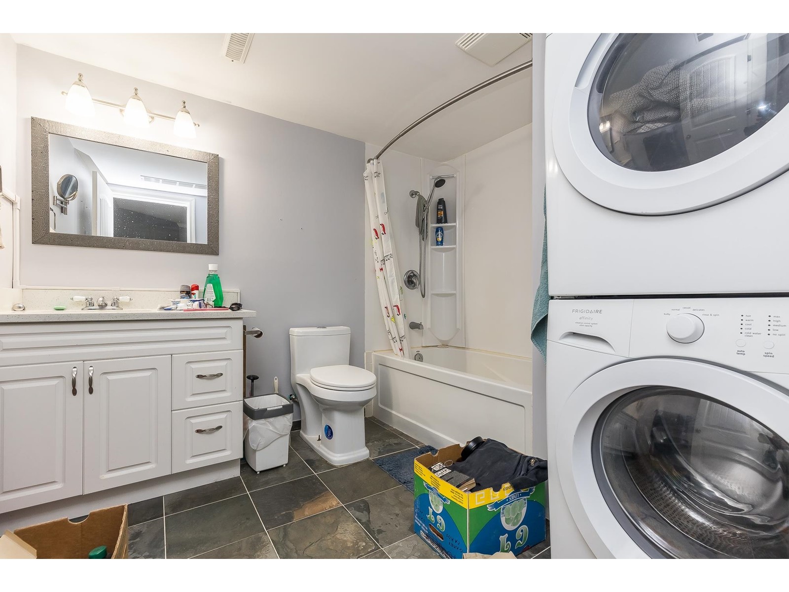 33883 Hollister Place, Mission, British Columbia  V2V 7P6 - Photo 25 - R2973189