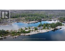 KG9005 SHIP'S RAIL ISLAND, Parry Sound Remote Area, Ontario