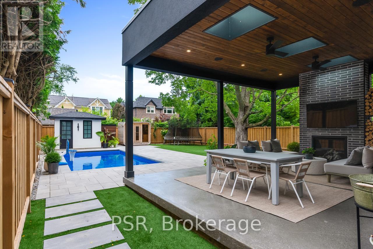 Property at 39 INGLEWOOD DRIVE image 2
