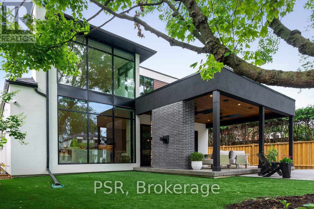 Property at 39 INGLEWOOD DRIVE image 4