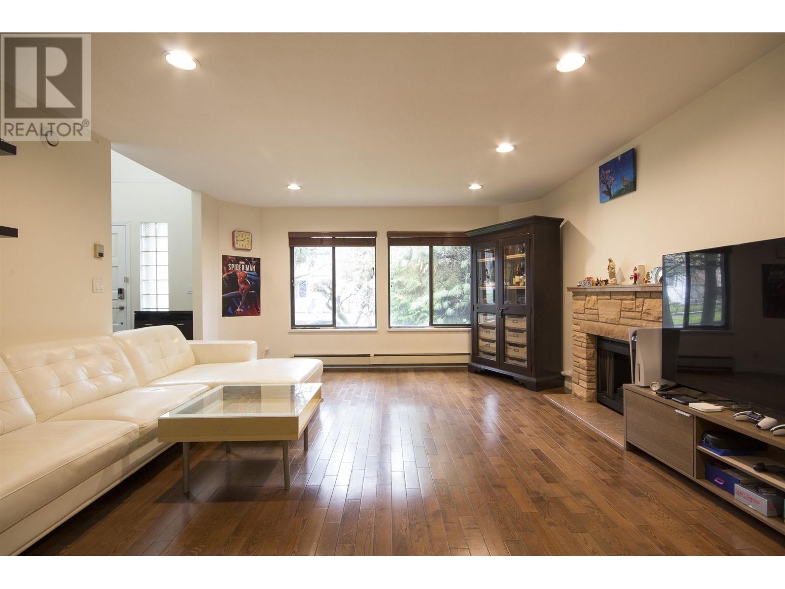 Listing Picture 7 of 40 : 64 W 39TH AVENUE, Vancouver / 溫哥華 - 魯藝地產 Yvonne Lu Group - MLS Medallion Club Member