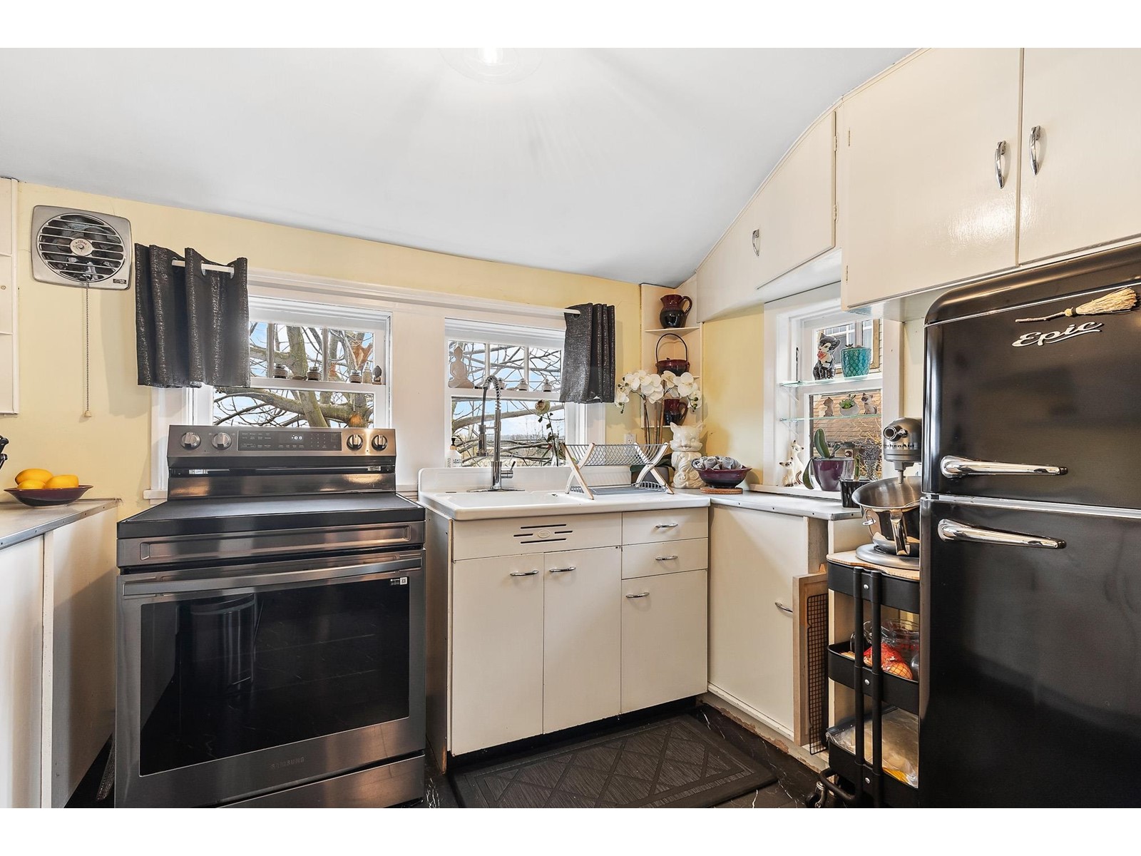 33026 2 Avenue, Mission, British Columbia  V2V 1J8 - Photo 8 - C8067653