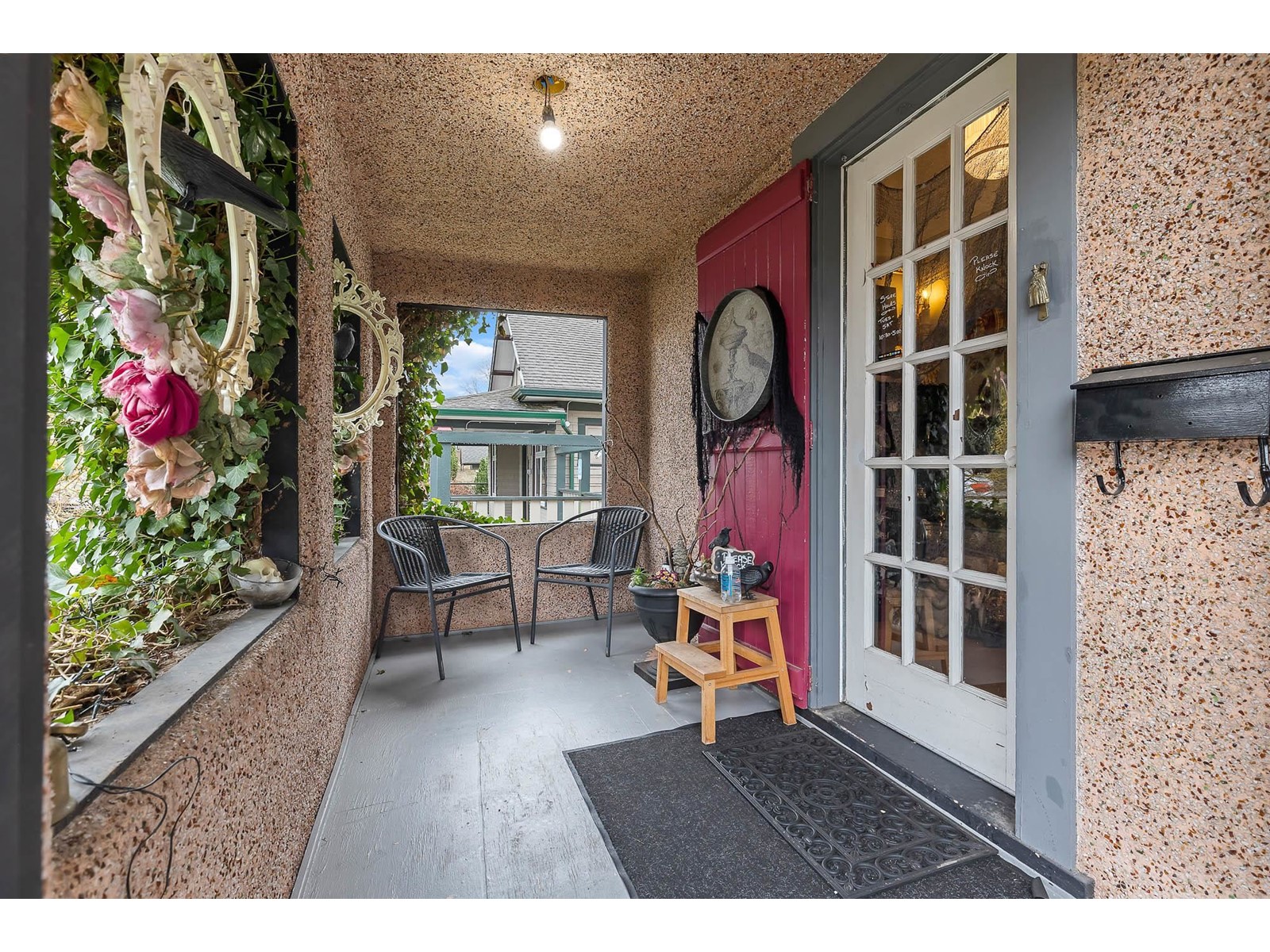 33026 2 Avenue, Mission, British Columbia  V2V 1J8 - Photo 5 - C8067653