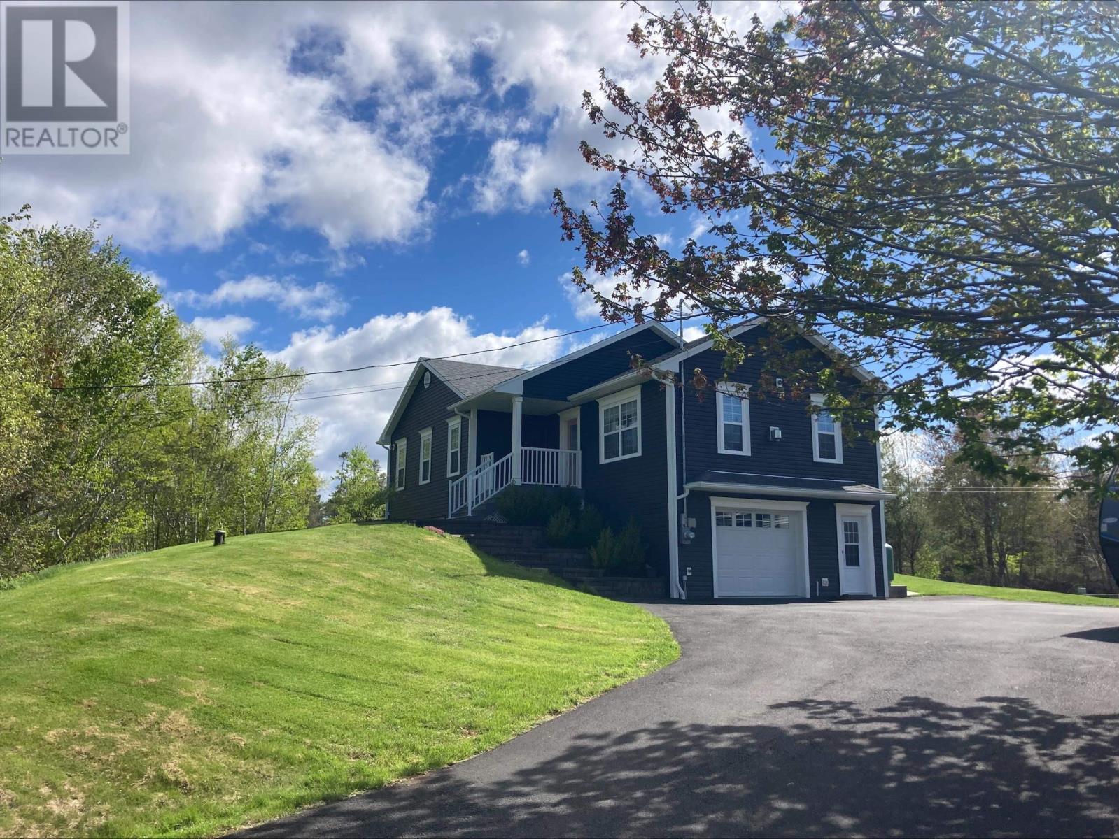 40 Sutherland Drive, fall river, Nova Scotia