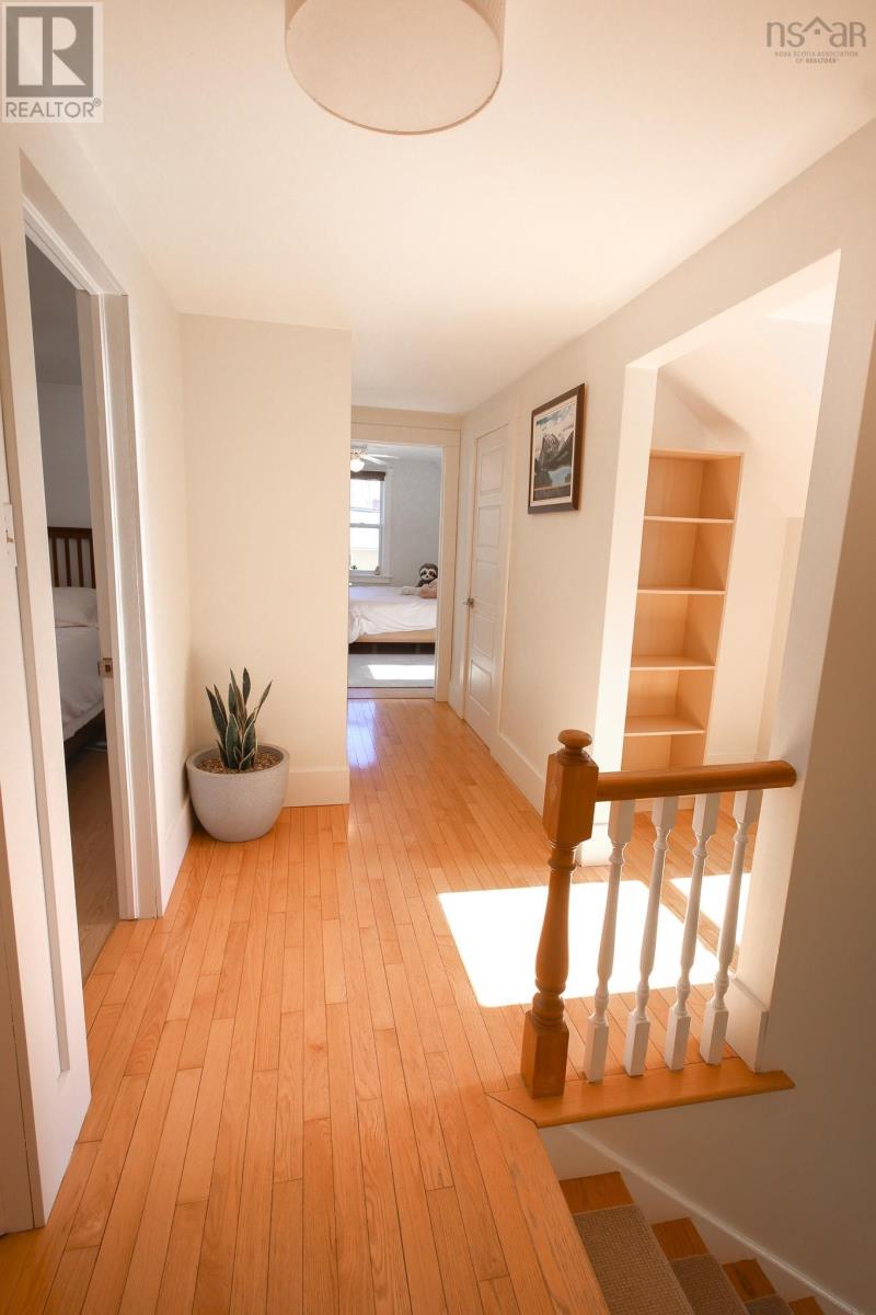 84 Park Street, Bridgewater, Nova Scotia  B4V 2B9 - Photo 19 - 202505311