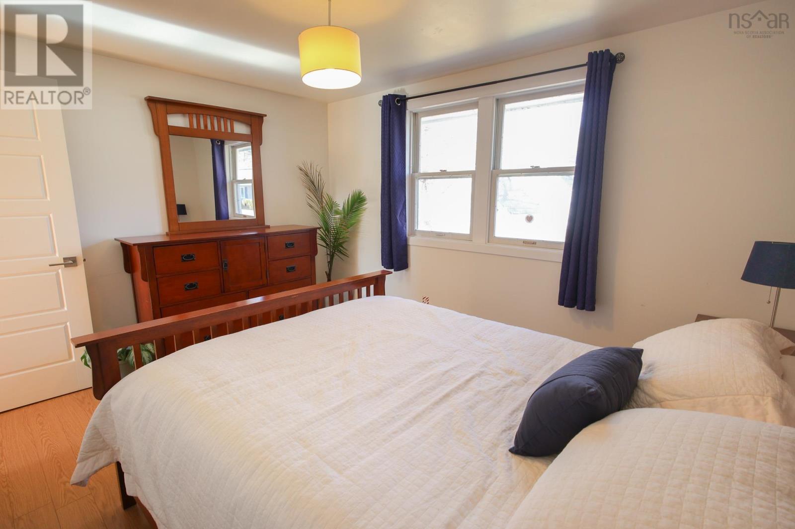 84 Park Street, Bridgewater, Nova Scotia  B4V 2B9 - Photo 25 - 202505311