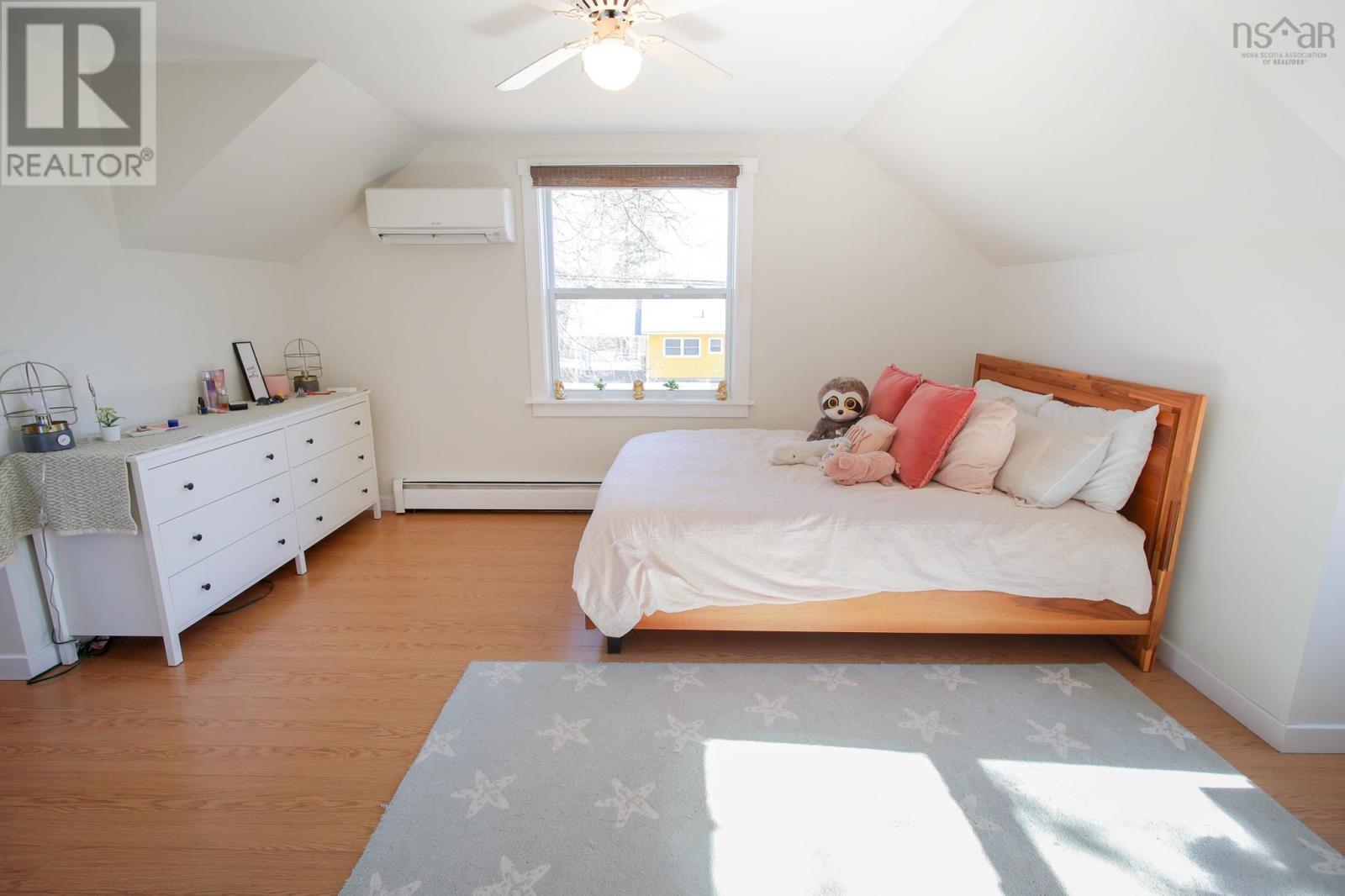 84 Park Street, Bridgewater, Nova Scotia  B4V 2B9 - Photo 26 - 202505311