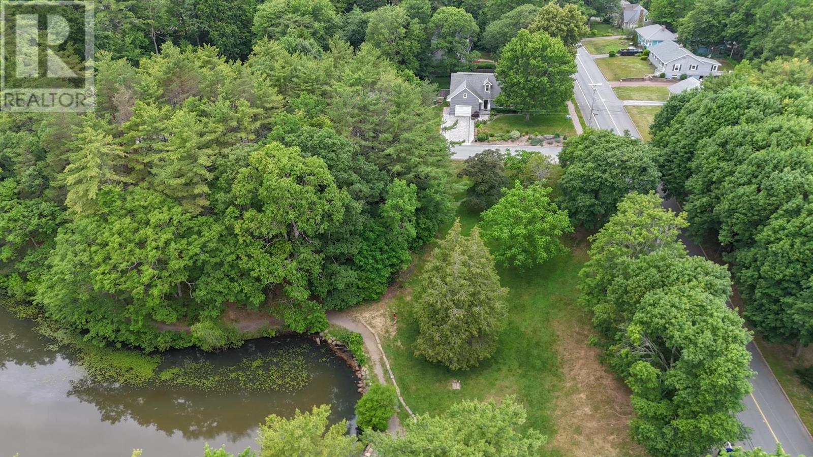 84 Park Street, Bridgewater, Nova Scotia  B4V 2B9 - Photo 43 - 202505311