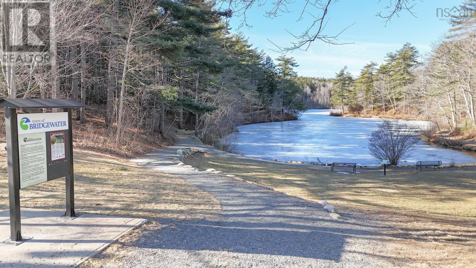 84 Park Street, Bridgewater, Nova Scotia  B4V 2B9 - Photo 46 - 202505311