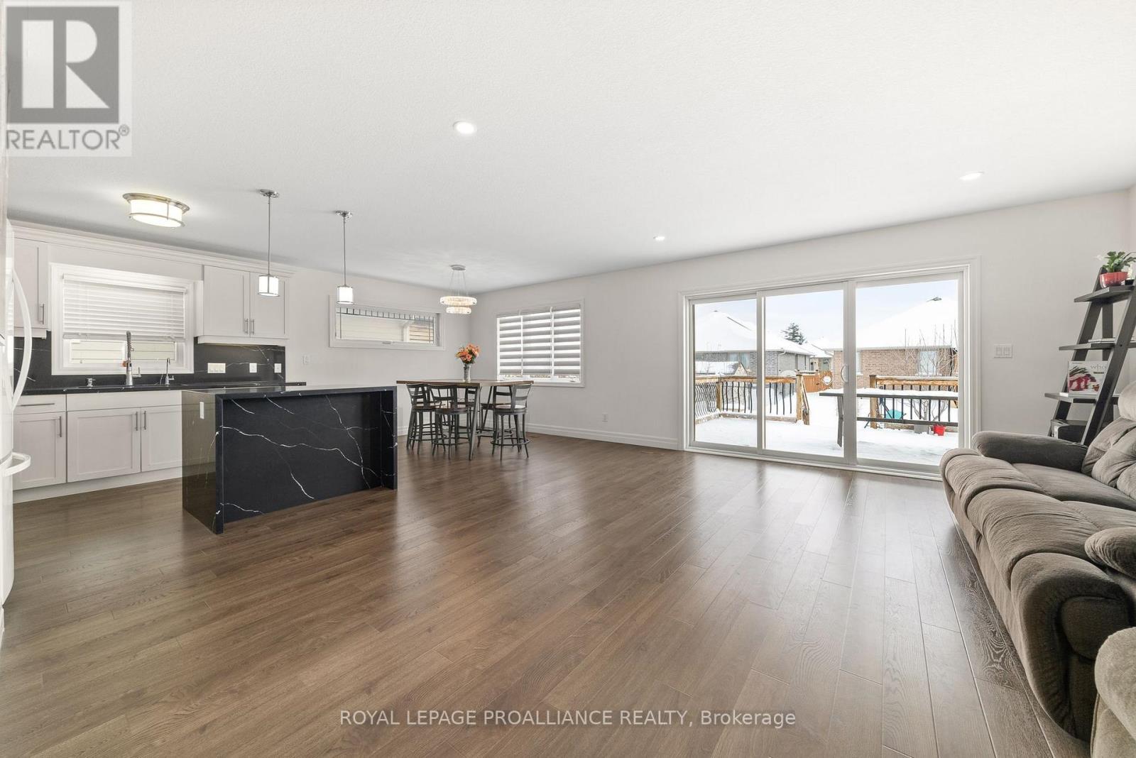 49 Tessa Boulevard, Belleville, Ontario  K8N 0B4 - Photo 6 - X11980254