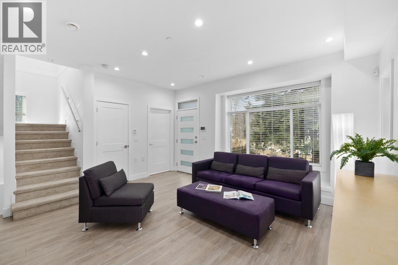 3133 Glen Drive, Vancouver, British Columbia  V5T 4C3 - Photo 5 - R2979856