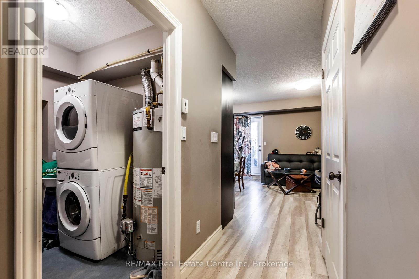 8b - 38 Howe Drive, Kitchener, Ontario  N2E 0E3 - Photo 16 - X12029506