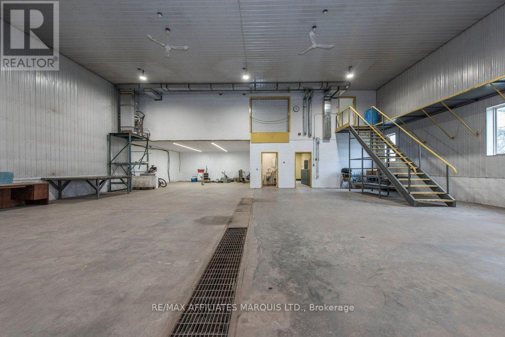 18613 Dundas Street, South Glengarry, Ontario  K0C 1S0 - Photo 24 - X12029493