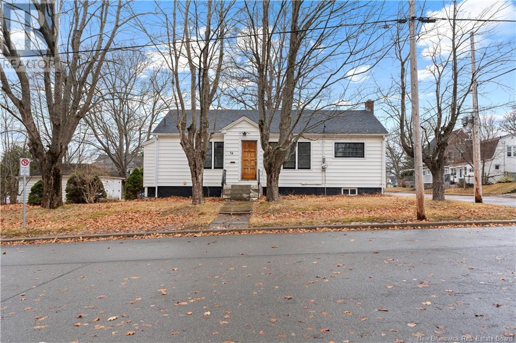 Property at 74 Rockland image 1