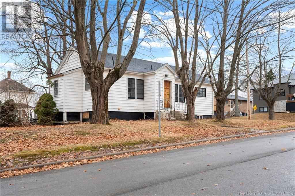 Property at 74 Rockland image 5