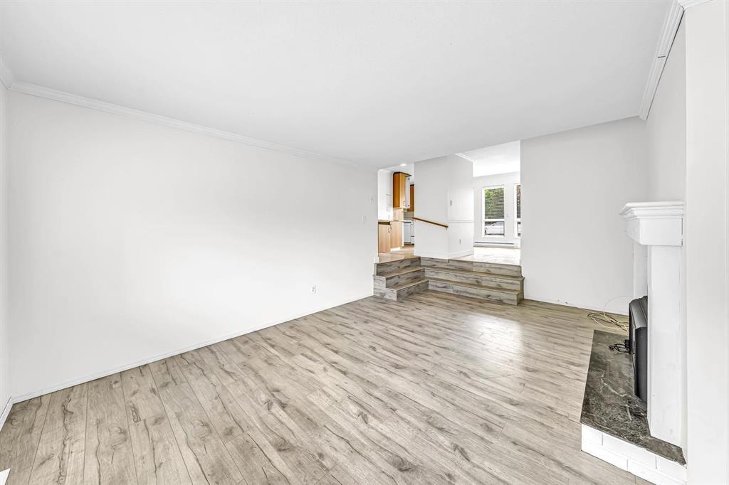6726 133 Street, Surrey, British Columbia  V3W 7J6 - Photo 4 - R2954811
