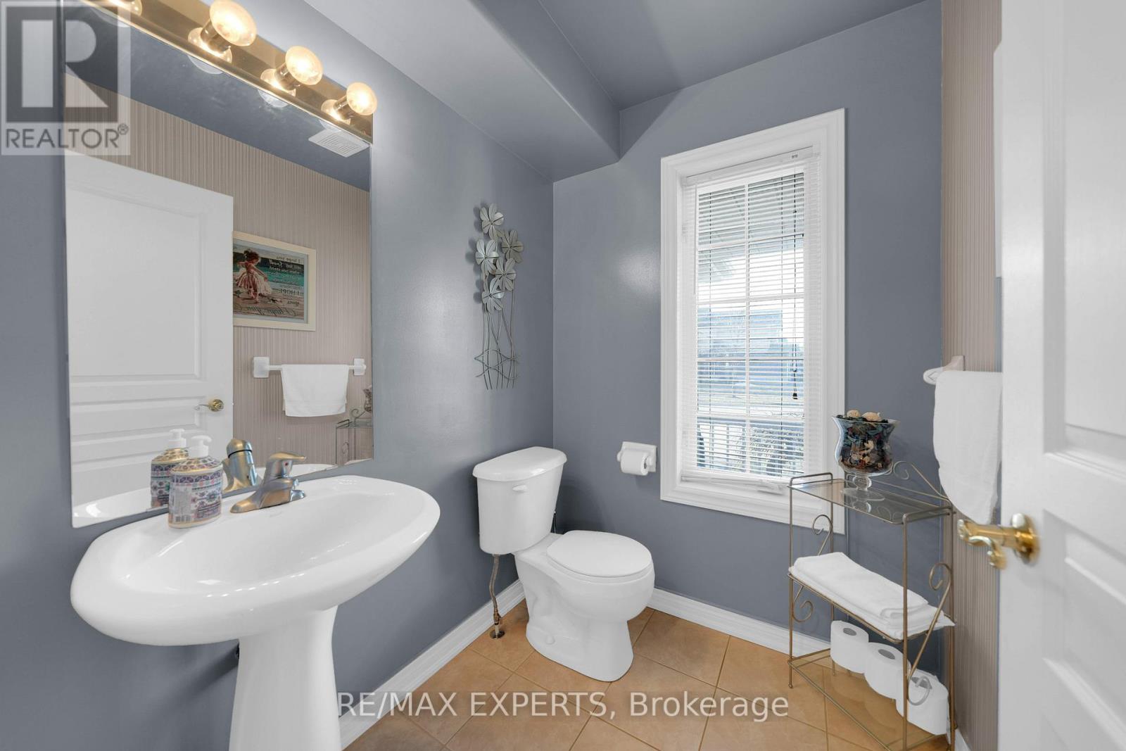 36 Anderson Road, New Tecumseth, Ontario  L9R 0A9 - Photo 8 - N12029480