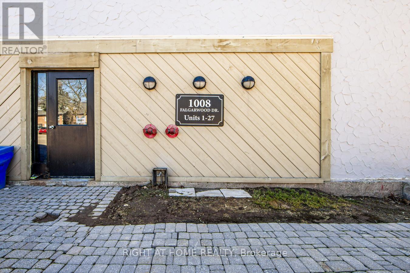 Property at 1 - 1008 FALGARWOOD DRIVE image 3