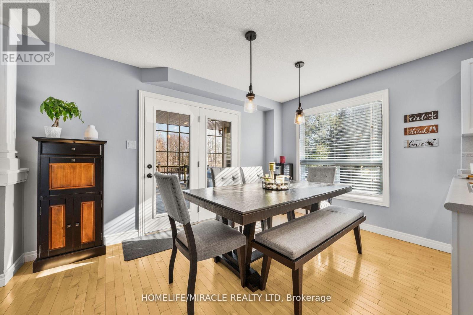 Property at 22 DEVONLEIGH DRIVE image 5