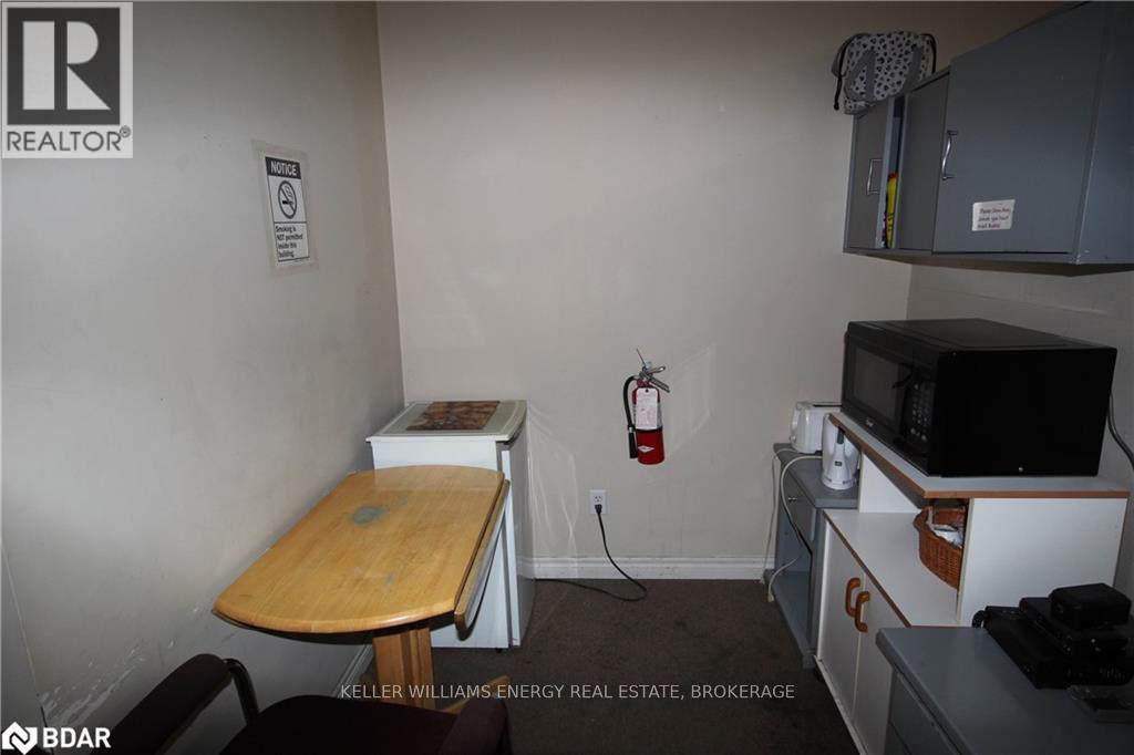 98 Bayfield Street, Barrie (City Centre), Ontario  L4M 3A8 - Photo 19 - S12029532
