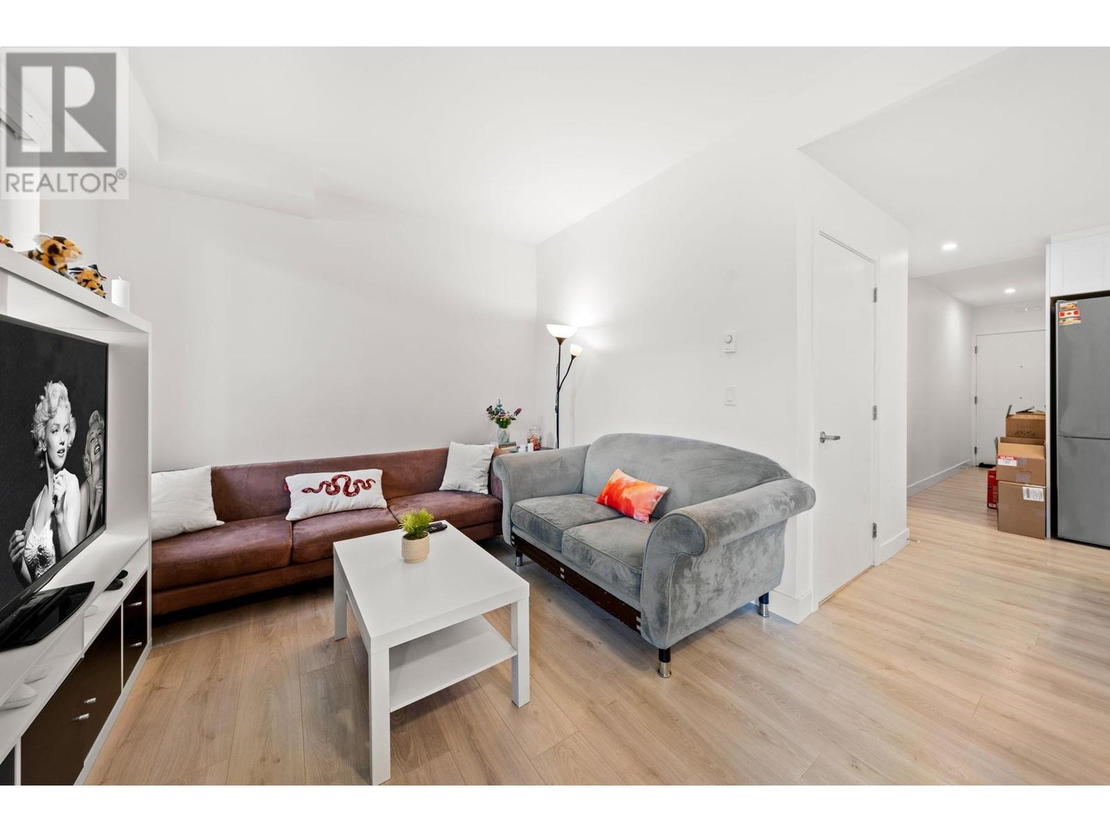 105 2688 Duke Street, Vancouver, British Columbia  V5R 4S9 - Photo 5 - R2974566