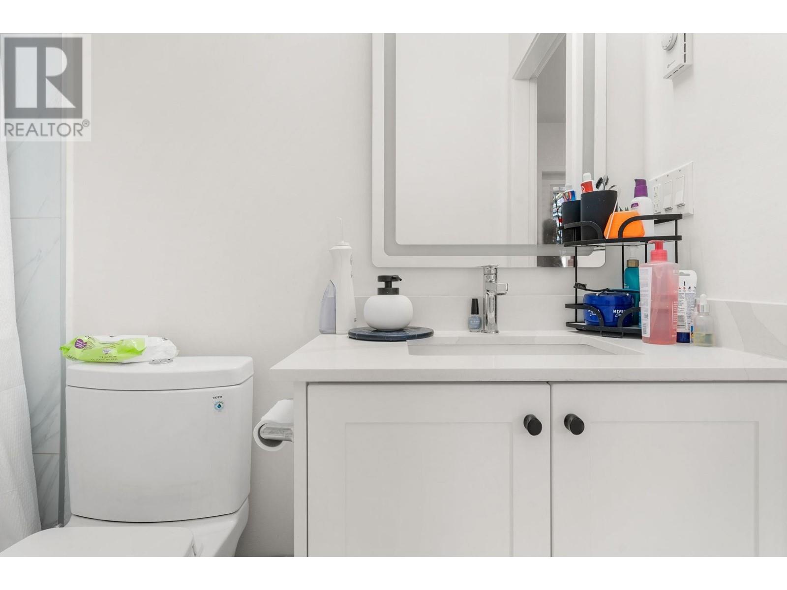 105 2688 Duke Street, Vancouver, British Columbia  V5R 4S9 - Photo 24 - R2974566