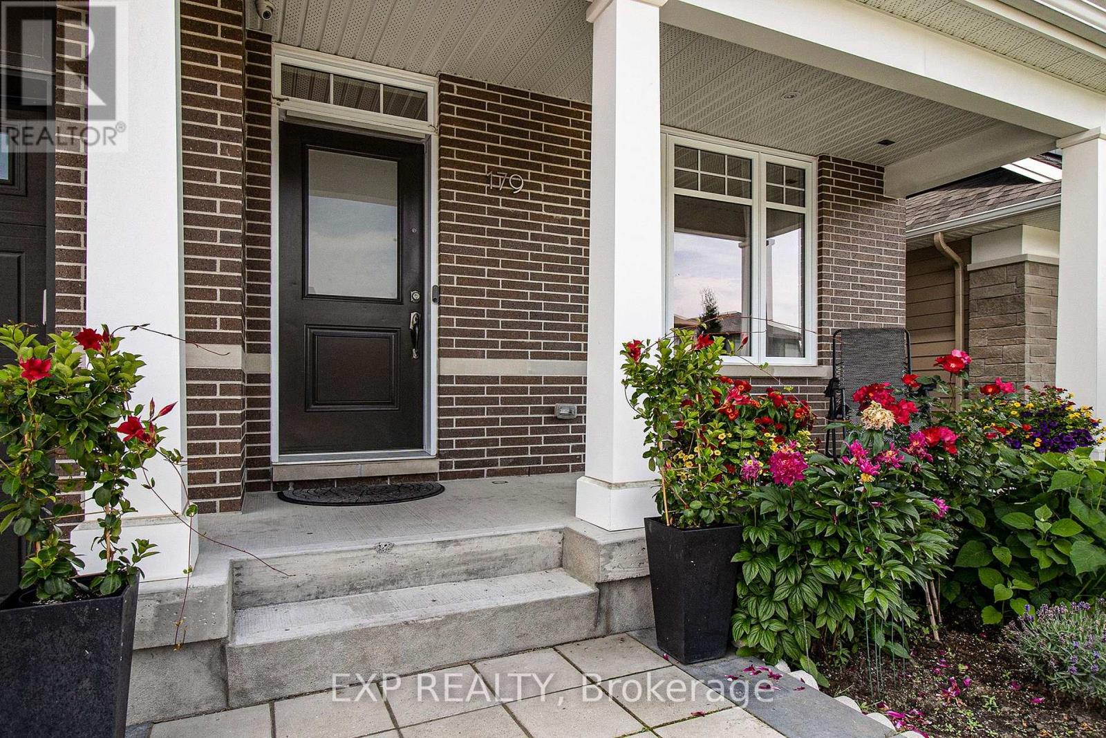 Property at 179 AVRO CIRCLE image 3