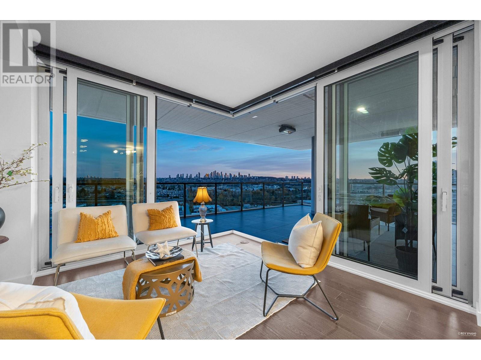 Listing Picture 9 of 37 : 1802 4890 LOUGHEED HIGHWAY, Burnaby / 本拿比 - 魯藝地產 Yvonne Lu Group - MLS Medallion Club Member