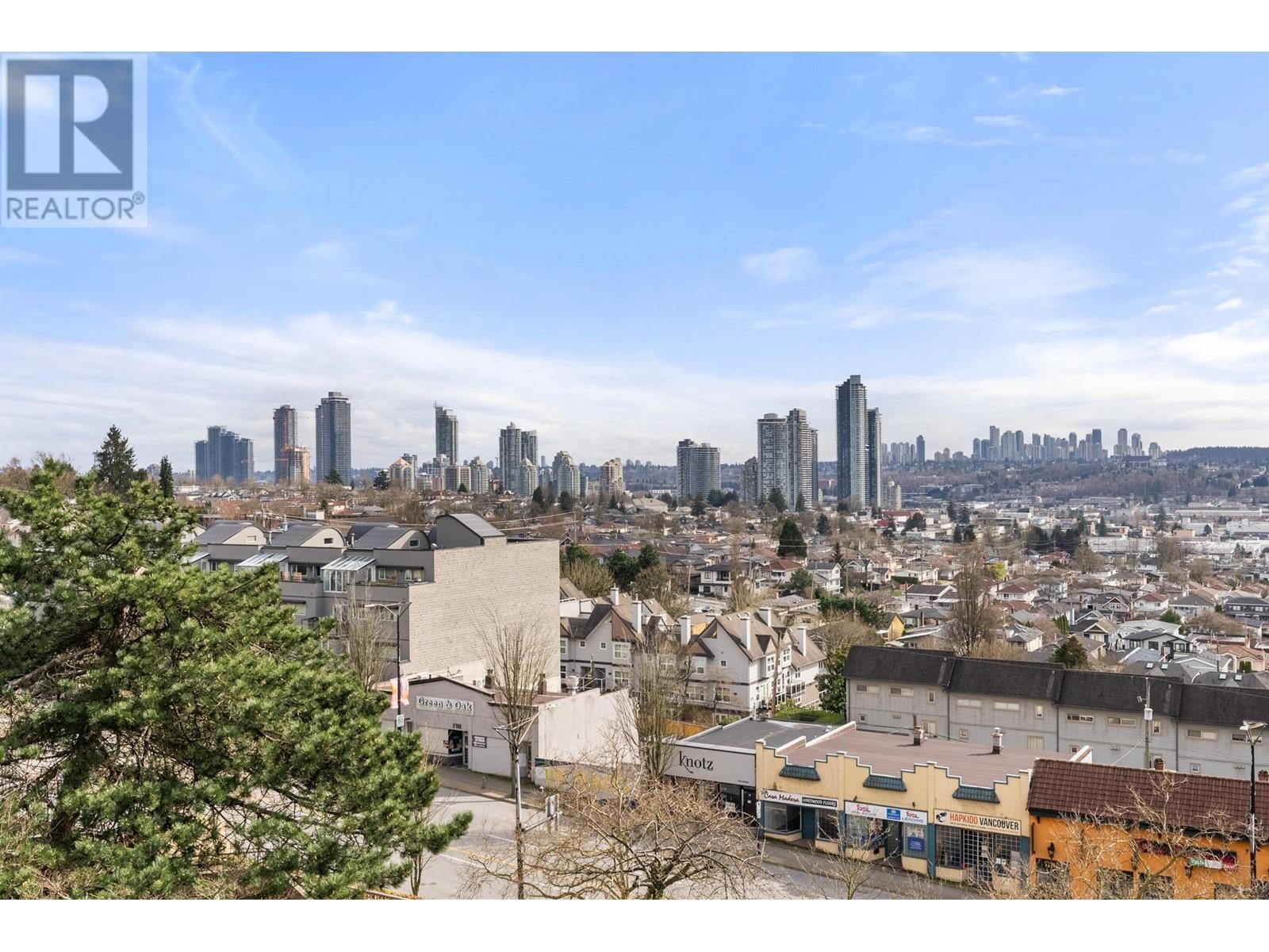 Listing Picture 25 of 35 : 407 3740 ALBERT STREET, Burnaby / 本拿比 - 魯藝地產 Yvonne Lu Group - MLS Medallion Club Member