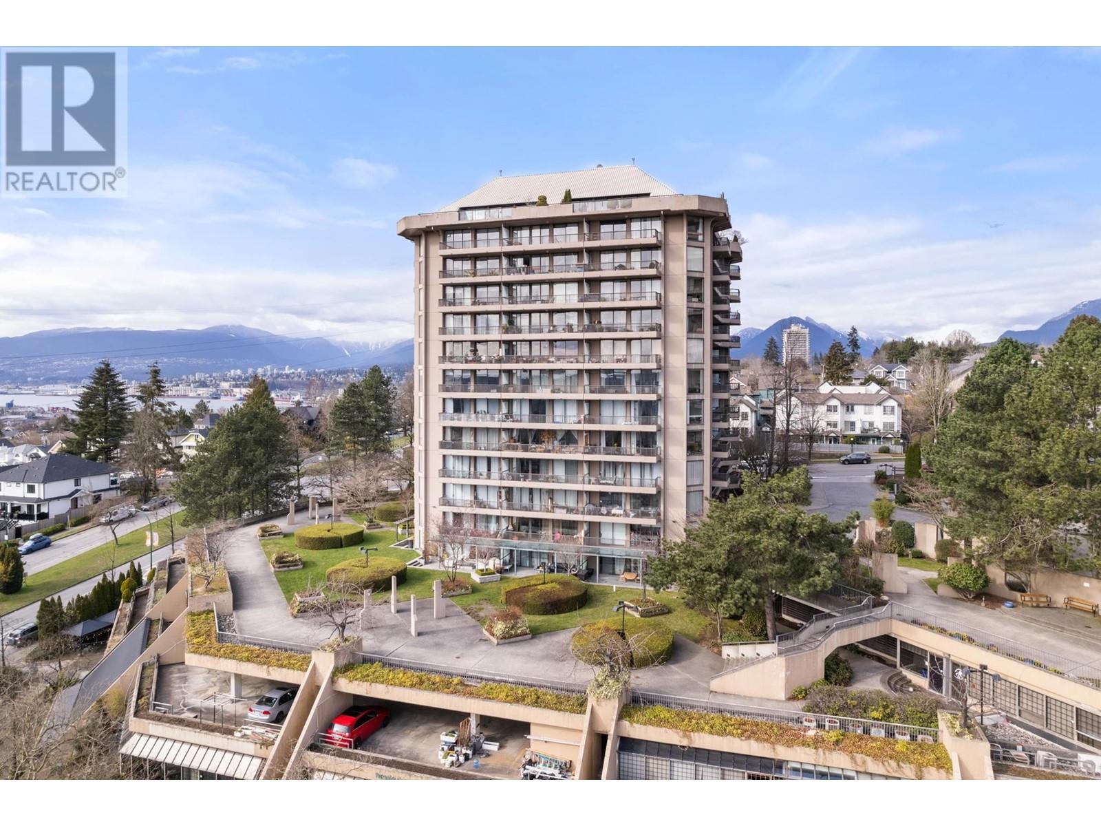 Listing Picture 30 of 35 : 407 3740 ALBERT STREET, Burnaby / 本拿比 - 魯藝地產 Yvonne Lu Group - MLS Medallion Club Member