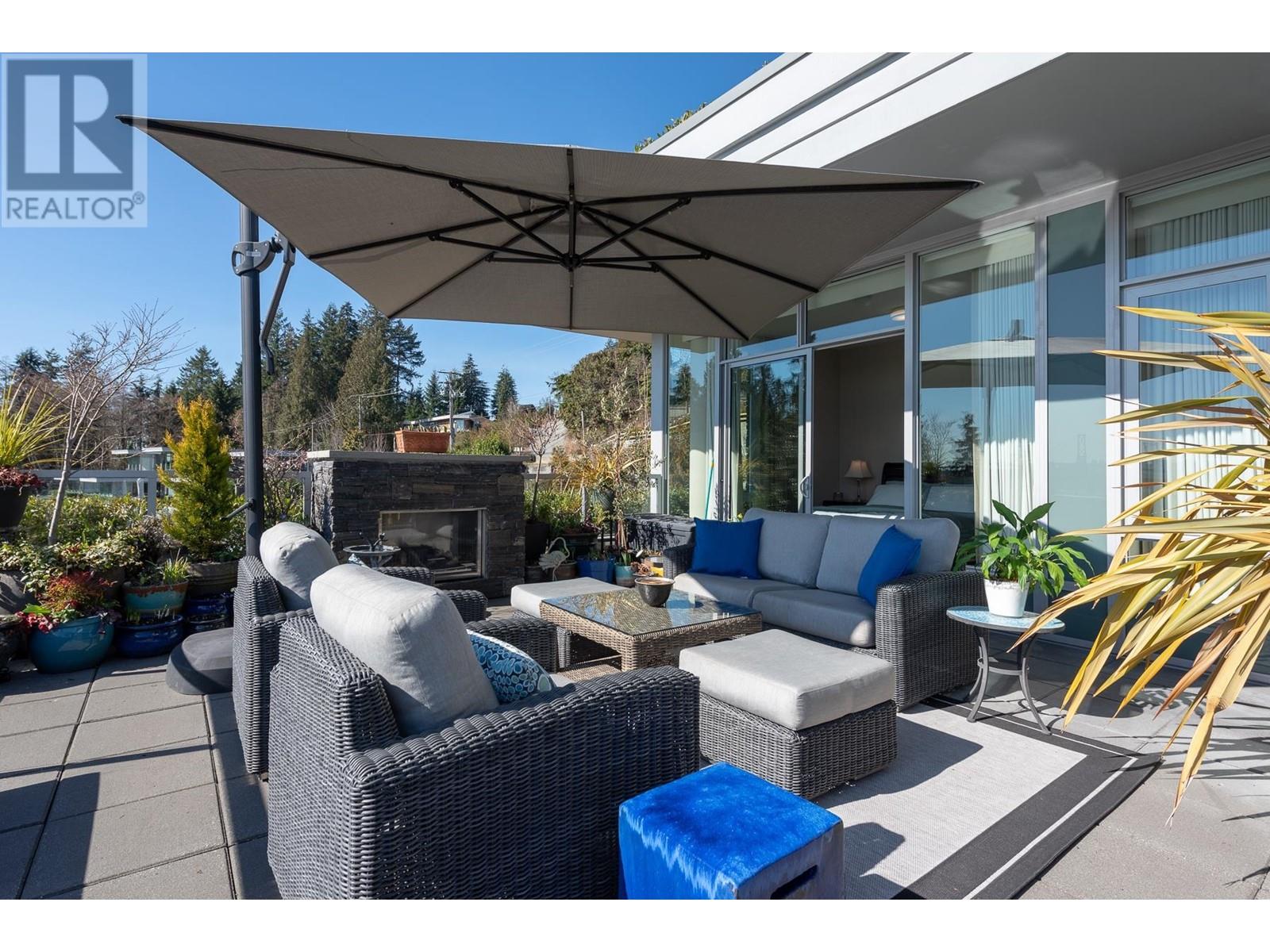 501 918 Keith Road, West Vancouver, British Columbia  V7T 1M3 - Photo 11 - R2979894
