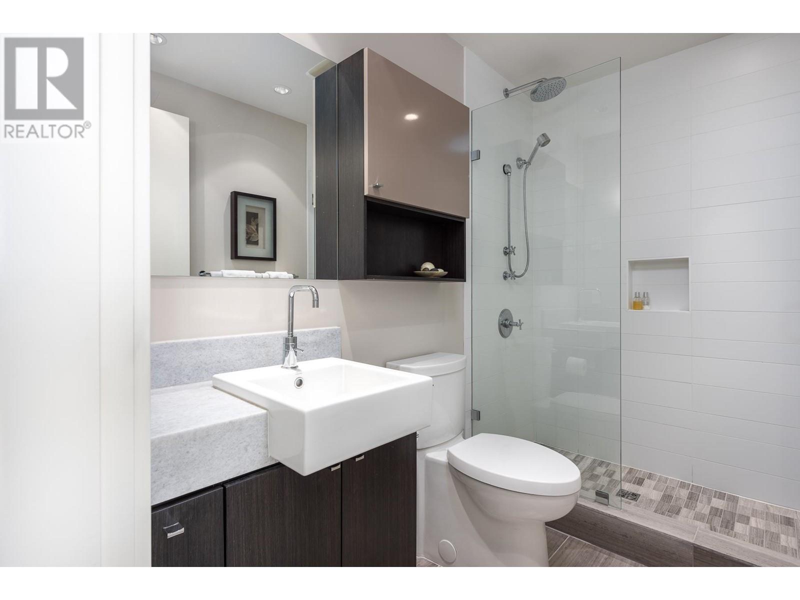 501 918 Keith Road, West Vancouver, British Columbia  V7T 1M3 - Photo 16 - R2979894