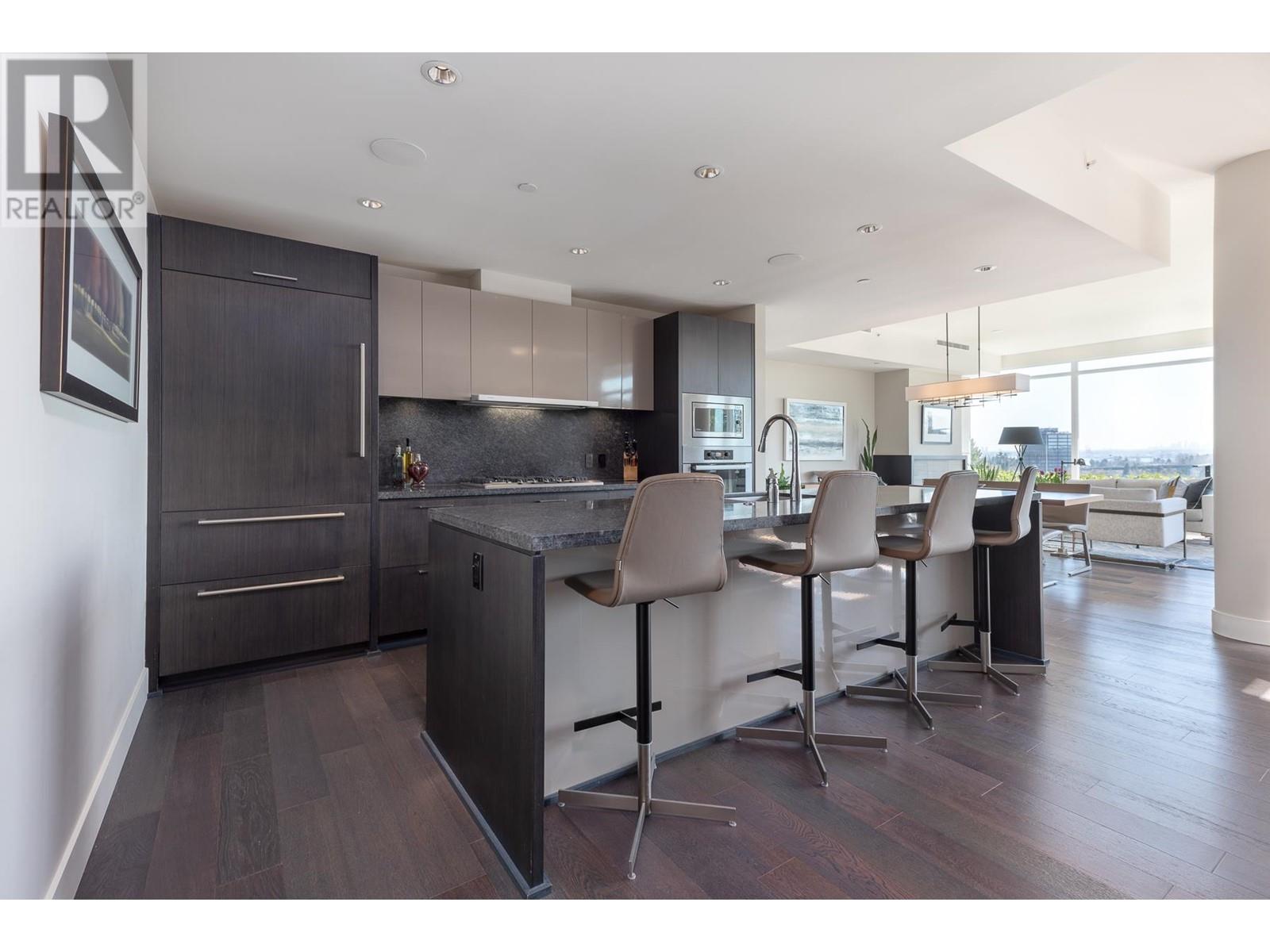 501 918 Keith Road, West Vancouver, British Columbia  V7T 1M3 - Photo 9 - R2979894