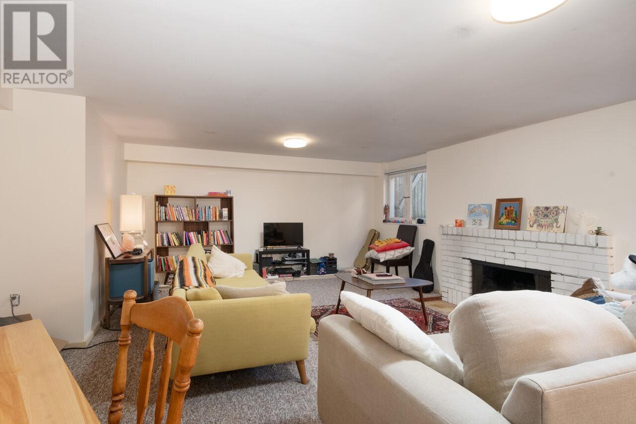 Listing Picture 19 of 40 : 76 W 37TH AVENUE, Vancouver / 溫哥華 - 魯藝地產 Yvonne Lu Group - MLS Medallion Club Member