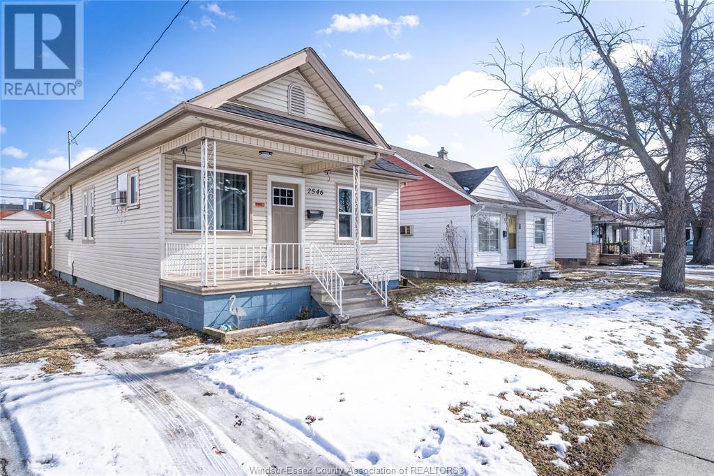 Property at 2546 LLOYD GEORGE BOULEVARD image 2